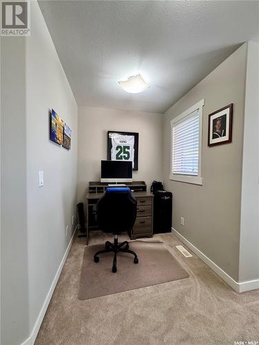 422 Willowgrove Crescent, Saskatoon, SK - Indoor Photo Showing Office