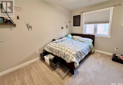 422 Willowgrove Crescent, Saskatoon, SK - Indoor Photo Showing Bedroom