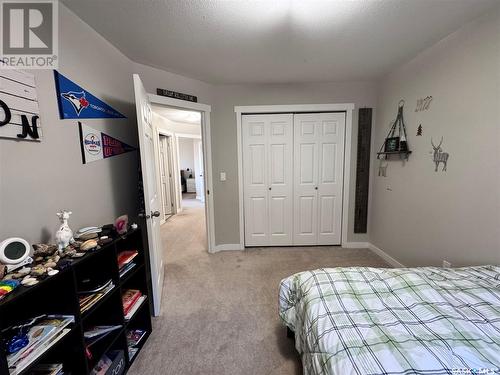 422 Willowgrove Crescent, Saskatoon, SK - Indoor Photo Showing Bedroom