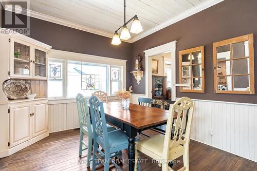 54 Nelson Street W, New Tecumseth, ON - Indoor Photo Showing Dining Room