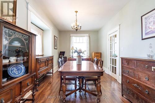 54 Nelson Street W, New Tecumseth, ON - Indoor Photo Showing Dining Room