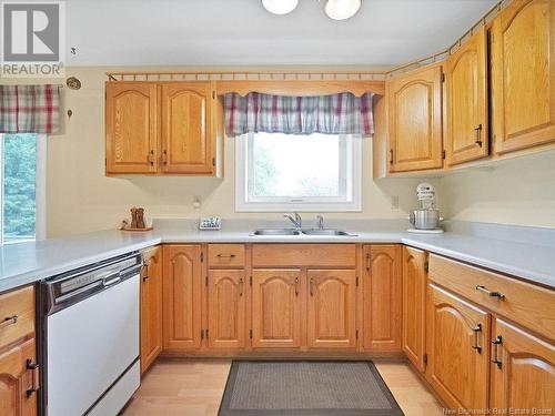 595 Glencairn Drive, Moncton, NB - Indoor Photo Showing Kitchen With Double Sink