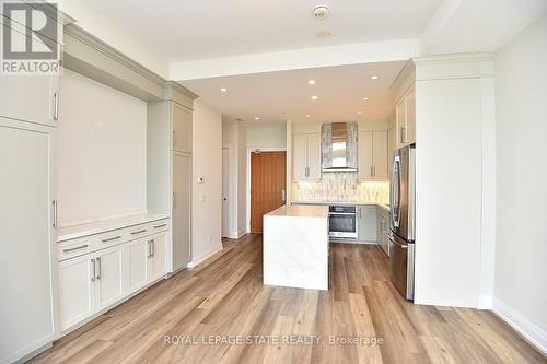 704 - 2025 Maria Street, Burlington, ON - Indoor Photo Showing Kitchen With Upgraded Kitchen