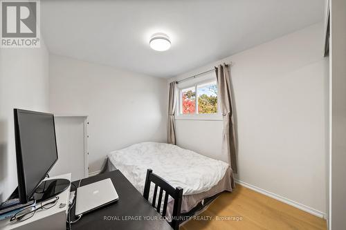 7 Copland Trail, Aurora, ON - Indoor Photo Showing Bedroom