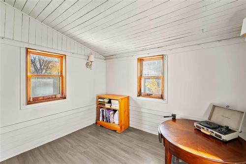 94 Walnut Street, Winnipeg, MB - Indoor Photo Showing Other Room