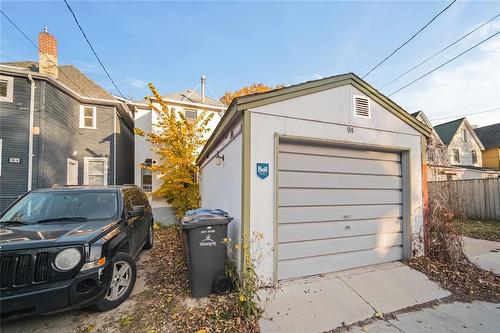 94 Walnut Street, Winnipeg, MB - Outdoor With Exterior