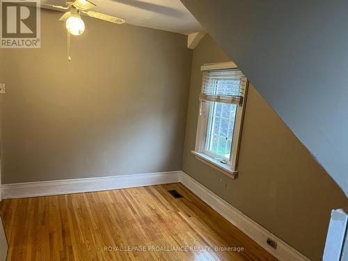 32 Ritchie Avenue, Belleville, ON - Indoor Photo Showing Other Room