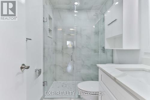 3469 Rockwood Drive, Burlington (Roseland), ON - Indoor Photo Showing Bathroom