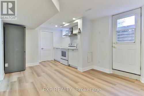 3469 Rockwood Drive, Burlington (Roseland), ON - Indoor Photo Showing Other Room