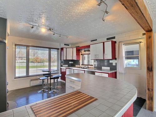 Kitchen - 401 7E Avenue, Barraute, QC - Indoor