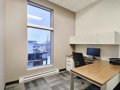 Office - 210-86 Boul. St-Luc, Saint-Jean-Sur-Richelieu, QC 