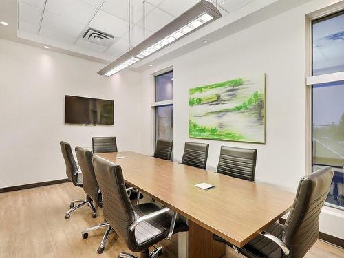 Conference room - 210-86 Boul. St-Luc, Saint-Jean-Sur-Richelieu, QC 