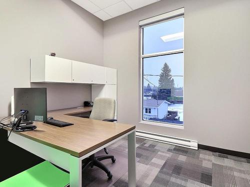 Office - 210-86 Boul. St-Luc, Saint-Jean-Sur-Richelieu, QC 