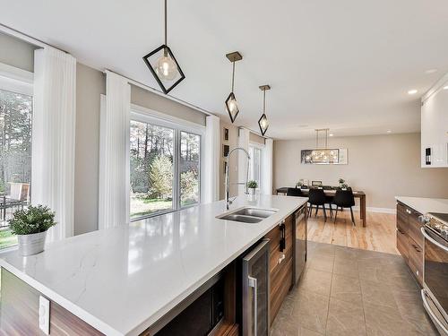 Kitchen - 17035 Rue Du Corail, Mirabel, QC - Indoor Photo Showing Kitchen With Double Sink With Upgraded Kitchen