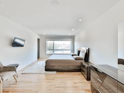 Master bedroom - 