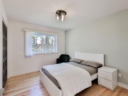 Bedroom - 17035 Rue Du Corail, Mirabel, QC - Indoor Photo Showing Bedroom