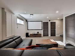 Family room - 