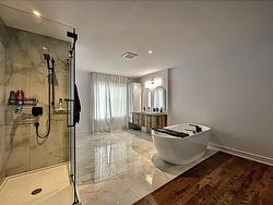 Ensuite bathroom - 