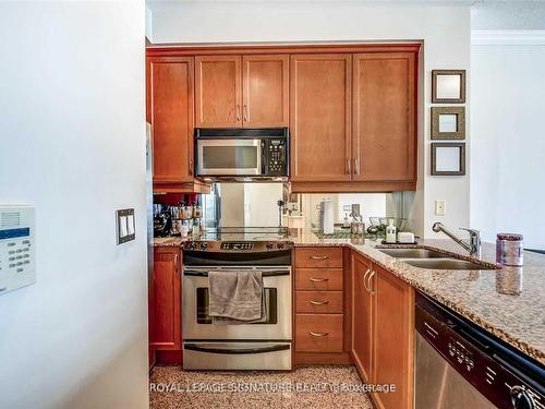 1502-2087 Lake Shore Blvd W, Toronto, ON - Indoor Photo Showing Kitchen With Double Sink