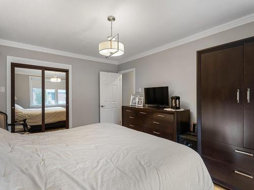 Master bedroom - 5764 Av. Wentworth, Côte-Saint-Luc, QC - Indoor Photo Showing Bedroom