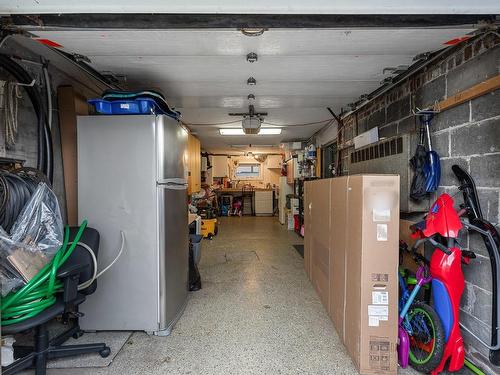 Garage - 5764 Av. Wentworth, Côte-Saint-Luc, QC - Indoor Photo Showing Garage