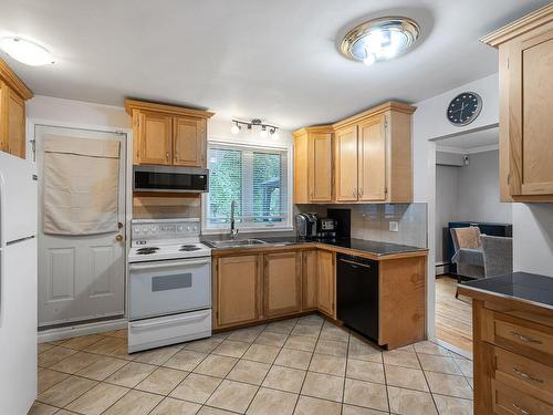 Kitchen - 5764 Av. Wentworth, Côte-Saint-Luc, QC - Indoor Photo Showing Kitchen