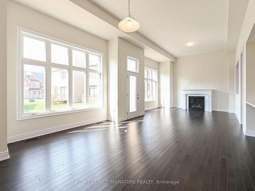 3448 Mosley Gate, Oakville, ON - Indoor Photo Showing Living Room With Fireplace