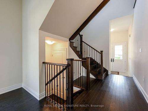 3448 Mosley Gate, Oakville, ON - Indoor Photo Showing Other Room