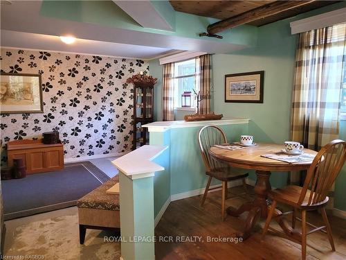 102 Mill St, Grey Highlands, ON - Indoor Photo Showing Dining Room