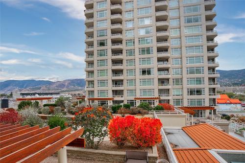 501-75 Martin Street, Penticton, BC - Outdoor With Balcony With Facade