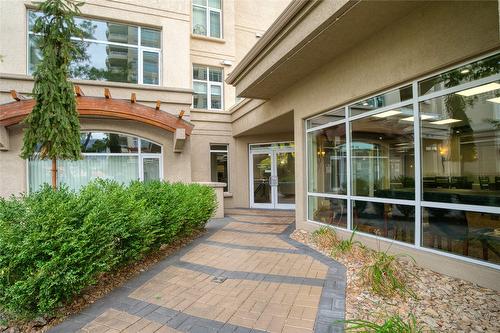 501-75 Martin Street, Penticton, BC - Outdoor