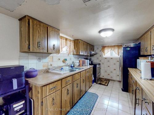 437 Westmount Ave, Toronto, ON - Indoor Photo Showing Kitchen With Double Sink