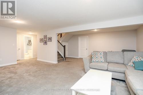 30 Foxtail Lane, St. Thomas, ON - Indoor Photo Showing Living Room