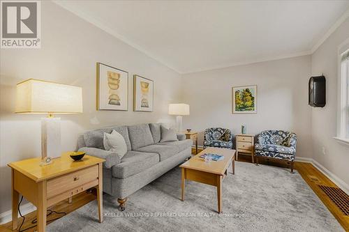 11 Devondale Avenue, Toronto, ON - Indoor Photo Showing Living Room