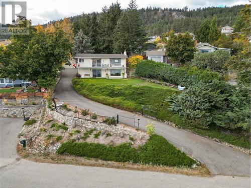 6050 Beatrice Road, Peachland, BC - Outdoor