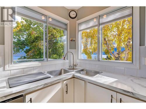 6050 Beatrice Road, Peachland, BC - Indoor Photo Showing Kitchen With Double Sink