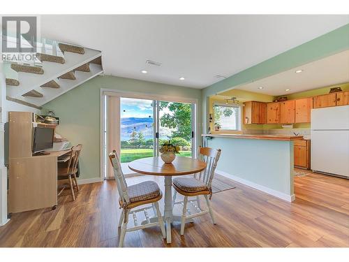 6050 Beatrice Road, Peachland, BC - Indoor Photo Showing Dining Room