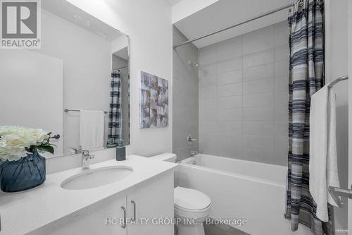 97 Crimson Forest Drive, Vaughan, ON - Indoor Photo Showing Bathroom