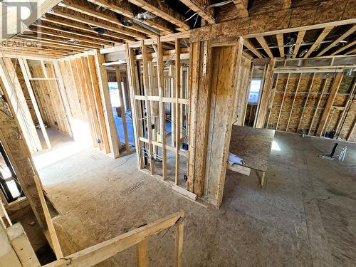 992 Bull Crescent, Kelowna, BC - Indoor Photo Showing Basement