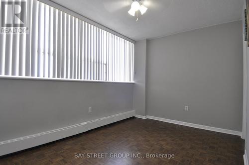 1806 - 530 Lolita Gardens, Mississauga, ON - Indoor Photo Showing Other Room