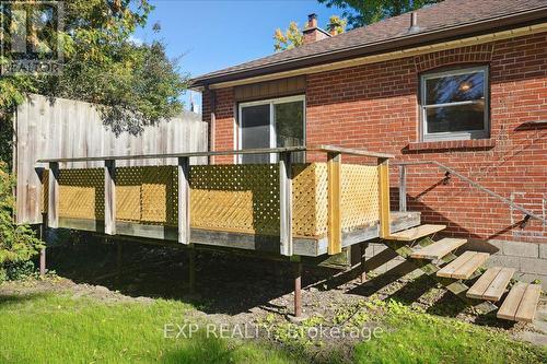 584 Lorne Street, Burlington, ON - Outdoor With Deck Patio Veranda With Exterior