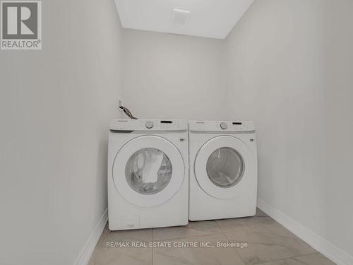 3 Crossmore Crescent, Cambridge, ON - Indoor Photo Showing Laundry Room