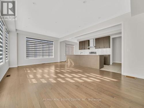 3 Crossmore Crescent, Cambridge, ON - Indoor Photo Showing Kitchen