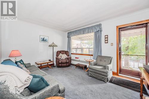 149 Bristol Street, Guelph, ON - Indoor Photo Showing Living Room