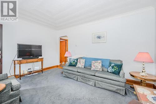 149 Bristol Street, Guelph, ON - Indoor Photo Showing Living Room