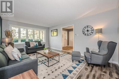 83 Rickson Avenue, Guelph, ON - Indoor Photo Showing Living Room