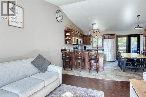 164 Mediterranean, Amherstburg, ON - Indoor