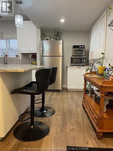 12445 Lanoue Street, Tecumseh, ON - Indoor Photo Showing Kitchen