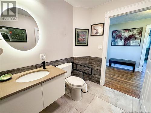 180 Brooklyn Road, Sackville, NB - Indoor Photo Showing Bathroom