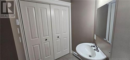 49 Edington Street, Moncton, NB - Indoor Photo Showing Bathroom